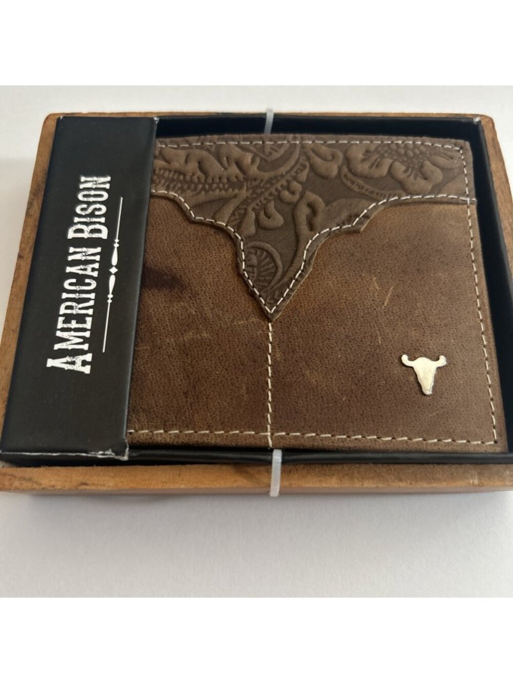 AMERICAN BISON Genuine Brown w/ Stamped Leather Wallet Stitching Bifold Western